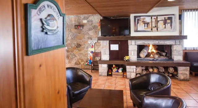 Hotel Avet, Забронировать Отель Ла-Кома-и-ла-Педра Каталония