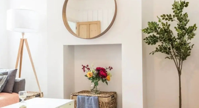 Bright and modern 4 bed family home in Cambridge, Забронировать Отель Отели Кембриджа 4 звезды, рядом с Homerton College, 4*