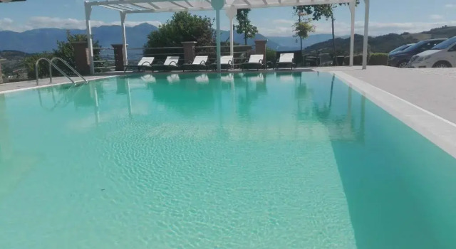 Апартаменты Villa Santoro ai TRE Ulivi con Piscina Privata