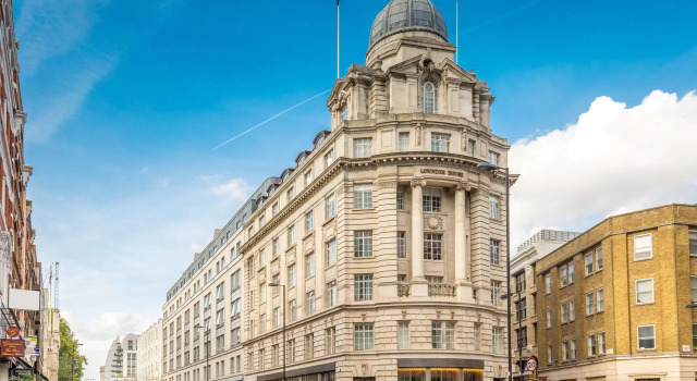 Travelodge London Central City Road Hotel