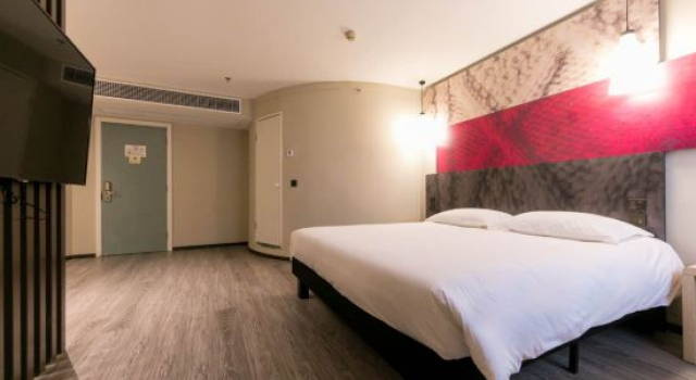 Люкс Deluxe Yixiang Hotel (Wuhan Wansongyuan Wangjiadun East Metro Station)