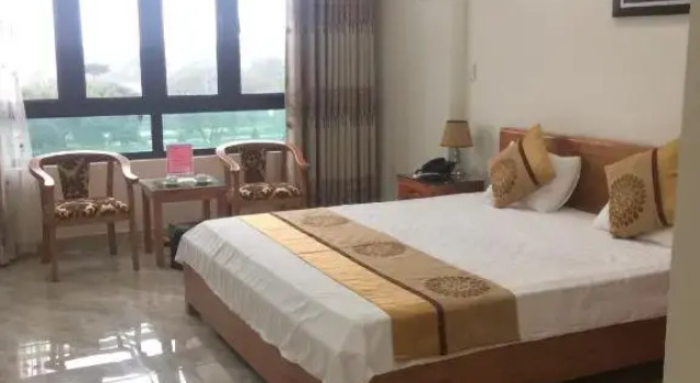 Royal Hotel