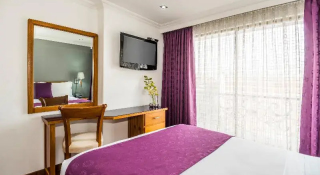 Двухместный номер Superior с балконом Hotel Egina Bogotá