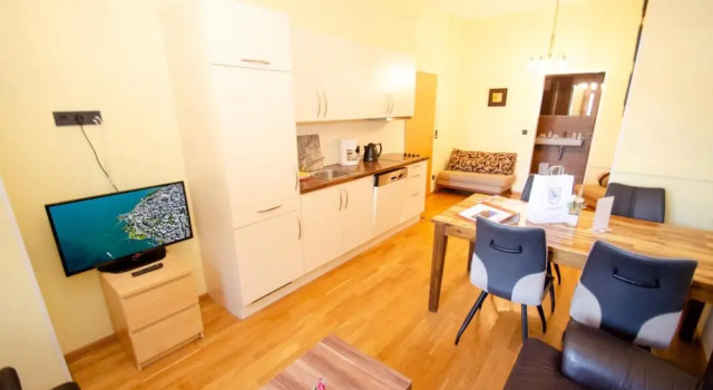 Апартаменты Post Residence Apartments 4B 150m From ski Lift