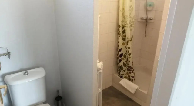 Трёхместный номер Standard Hotel d'Orléans