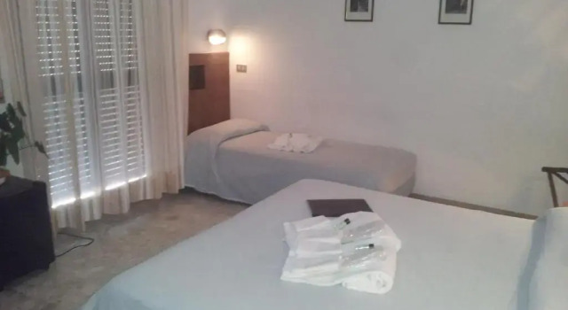 Трёхместный номер Standard Hotel Montecarlo