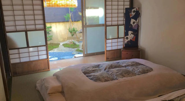 Guesthouse HANA Nishijin, Buchen Sie Pension Nishijin Kyoto