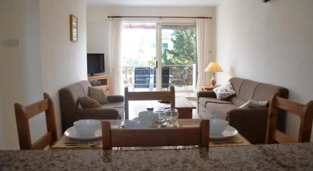 Top floor, 2 bedroom apartment Vanessa D204, FREE WIFI, village view