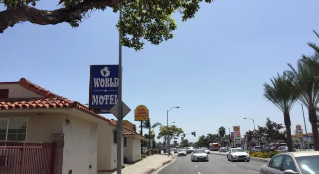 Номер Standard World Motel