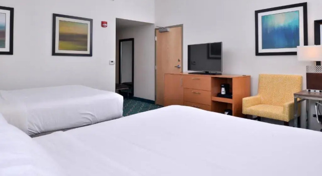 Люкс Holiday Inn Express and Suites West Ocean City by IHG