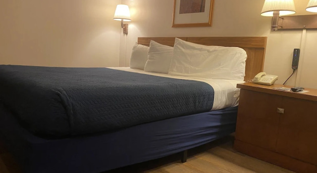 Одноместный номер Standard Village Inn on the Lake