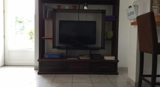 House With 2 Bedrooms in Roquemaure, With Pool Access and Wifi - 80 km