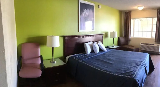 Standard Zimmer Discovery Inn