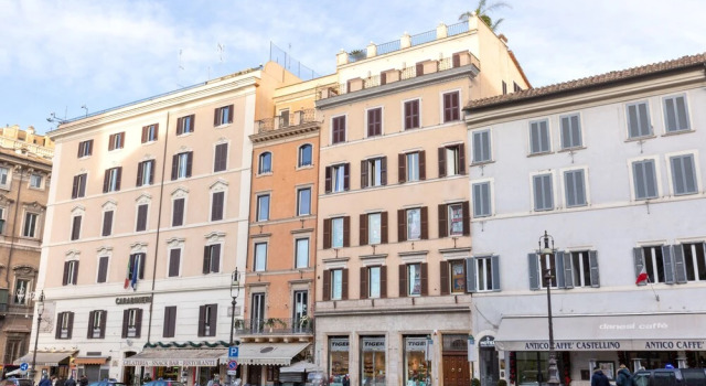 Rental In Rome Piazza Venezia View Luxury Apartment B
