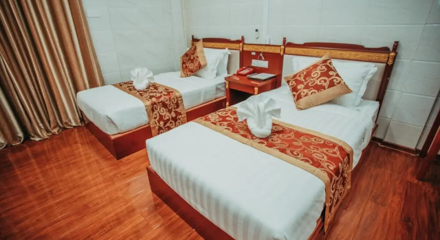 Трёхместный номер Deluxe Amber Palace Hotel