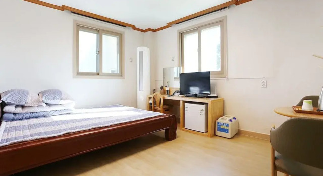 Oceanview Motel Sokcho, Prenota Motel Motel a Sokcho, Motel