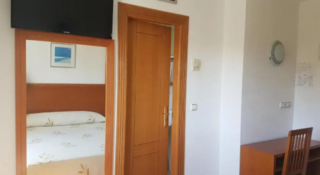 Двухместный номер Standard Hostal Mediterraneo