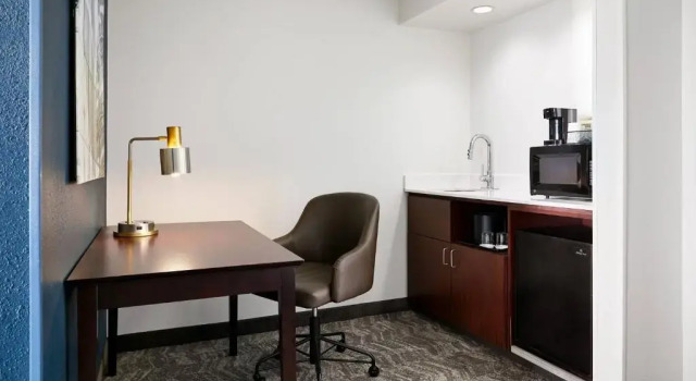 Люкс SpringHill Suites by Marriott Richmond North/Glen Allen