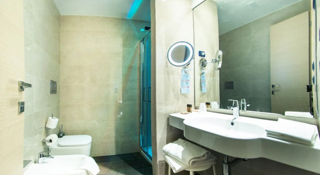 Трёхместный номер Superior c 1 комнатой с балконом и с видом на сад Hotel Continental