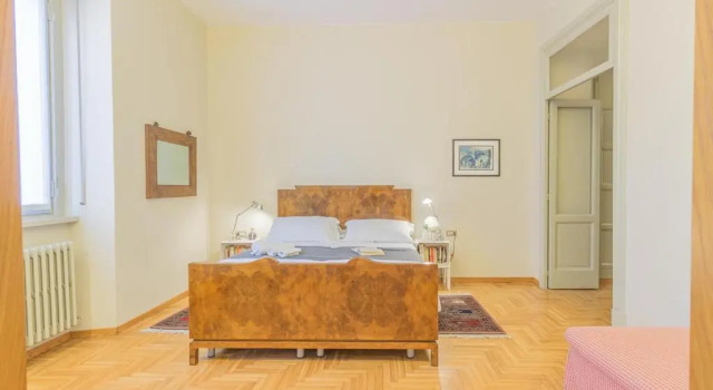 Villa Guzzi, Prenota Villa Hotel a Como con parcheggio, Parcheggio