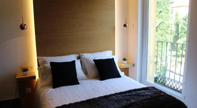 Люкс с видом на сад Salamanca Suites Libertad