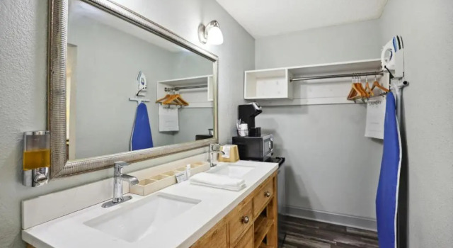 Четырёхместный номер Standard The Guest Lodge Gainesville