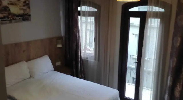 Zeus Convenient Suit İstanbul, Забронировать Отель Бейоглу Стамбул, рядом с Цветочный пассаж