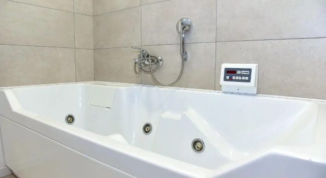Апартаменты с видом на бассейн Garda Bloom Holiday Apartments