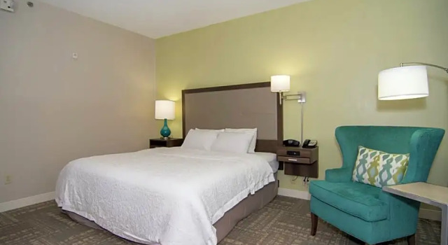 Номер Executive Hampton Inn Jacksonville I-10 West