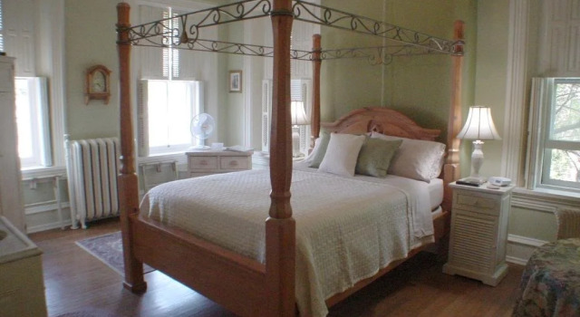Lovelace Manor Bed & Breakfast, Book Hotel Lancaster Airport Lancaster