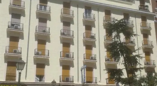 Hostal Triana, Забронировать Отель Отели Мадрида 3 звезды, рядом с Церковь Св. Иосифа, 3*