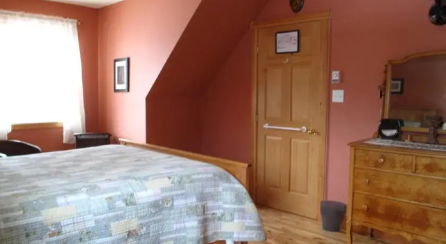 Junes B&B By the Sea, Забронировать Отель «постель и завтрак» Малигнант-Ков Новая Шотландия