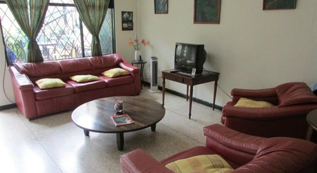 Hotel Casa Leon, Prenota Hotel San Jose De La Montana 