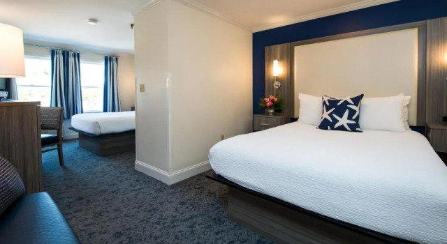 Четырёхместный номер Standard с видом на океан Union Bluff Hotel & Meeting House