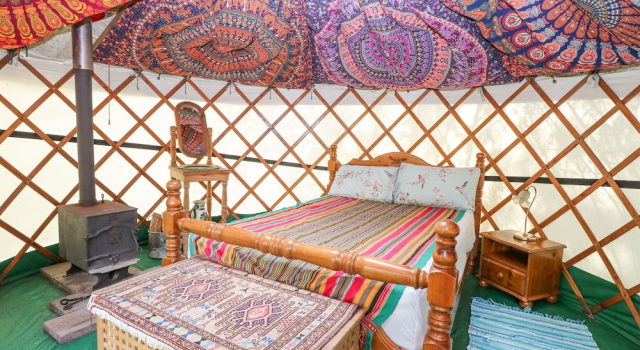 Brandon House Farm Yurt, Забронировать Фермерский дом Фермерские дома Англии, Фермерский дом