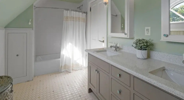 Номер Standard The New Victorian Mansion Bed & Breakfast