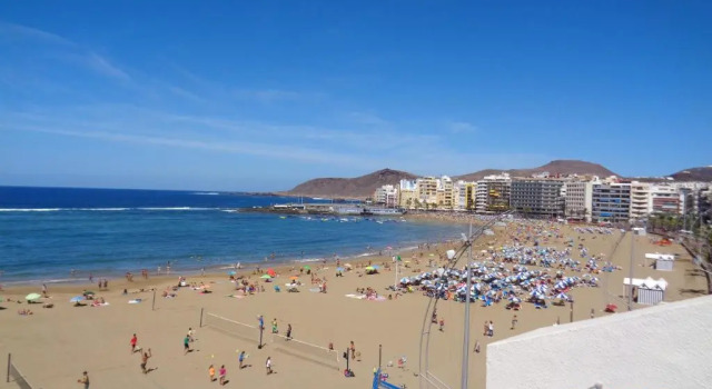Апартаменты Beachfront Home Las Canteras 4 - Sea Views Terrace