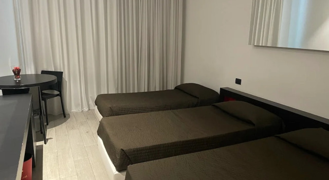 Номер Classic Blue Shades Hotel