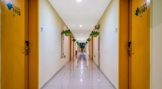 Bafang Select Hotel (Shipai Lifeng Plaza store), Boek Hotel Hotels in Guangdong met parkeren, Parkeren