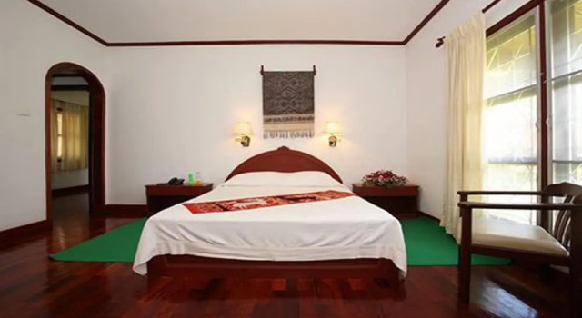 Двухместный номер Deluxe с балконом Vansana Plain of Jars Hotel