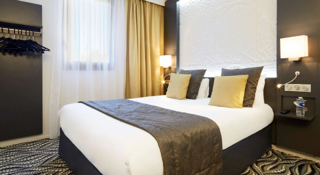 Двухместный номер Standard Kyriad Paris Ouest - Bezons La Défense