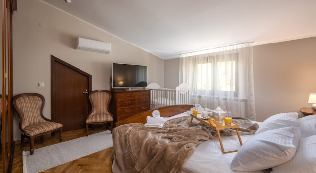 Apartment Villa Rebeka