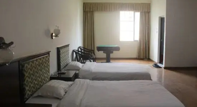 Henglong Hotel, Rezerwuj Hotel Hotele w Nanning z parkingiem, Parking