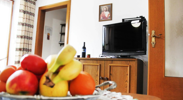 Appartements Hanni, Rezerwuj Apartament Hotele w Tyrol z parkingiem, Parking