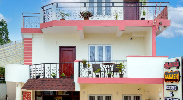 Aakash Rooms and Cottages, Varaa Hotelli Edulliset hotellit kohteessa Tamil Nadu