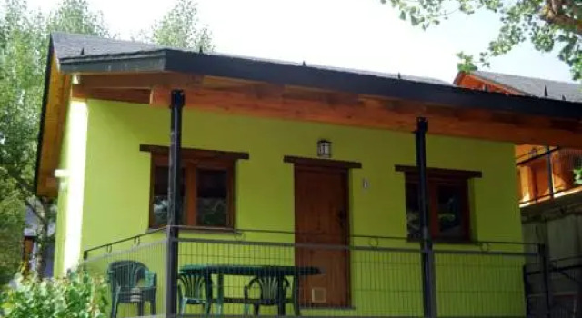 Camping Pineta, Book Campground Hotels in Espierba with Parking, Parking