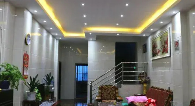 Chengjiang Ruiqi Inn, Buchen Sie Hotel Chengjiang Yunnan