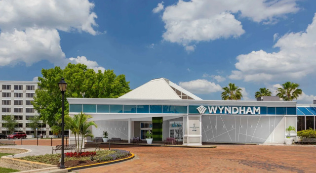 Holiday Inn Resort Kissimmee by the Parks by IHG, Забронировать Курортный отель Курортные отели Орландо, Курортный отель