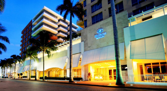 Hilton Bentley Miami South Beach, Забронировать Курортный отель Бизнес-отели Майами-Бич, рядом с Еврейский музей Сэнфорда Л. Зиффа, 4* 5*