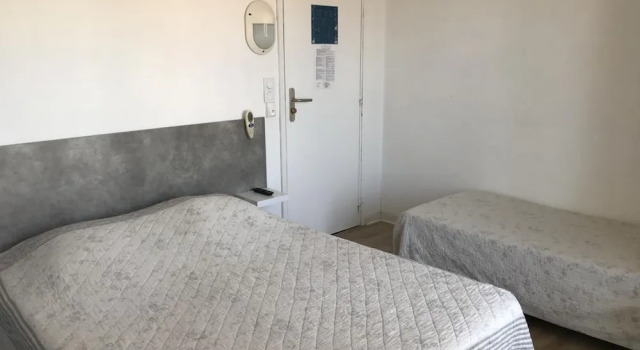 Трёхместный номер Standard Hôtel Le Pescadou